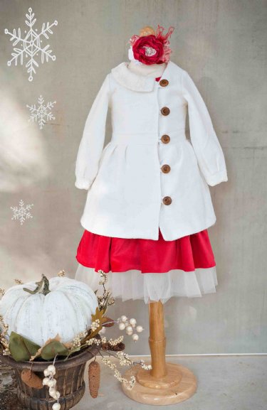 Lovely Vintage Coat in Winter White<br>12 Months to 5 Years<BR>Now in Stock