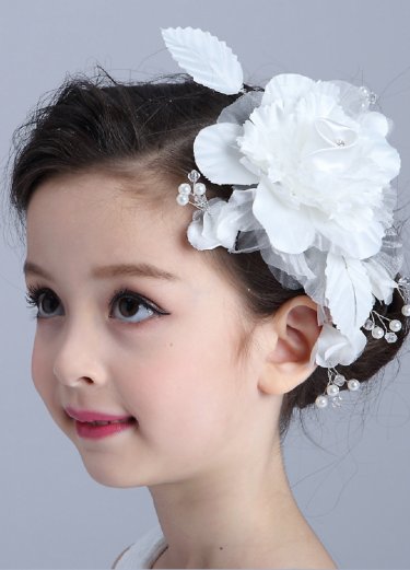 White Rose & Pearl Hair Clip Preorder
