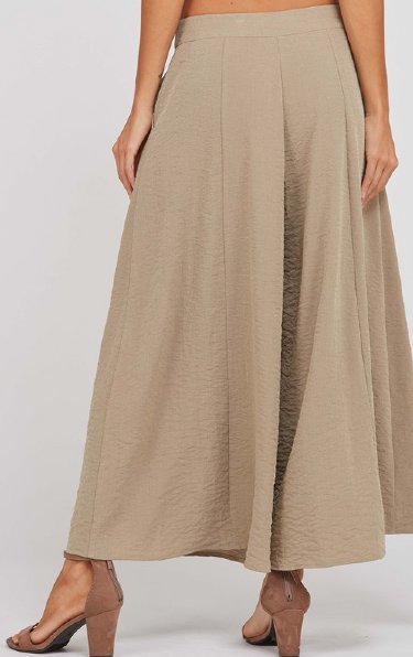 Women's Weekend at the Hamptons Button Pant<BR>Now in Stock