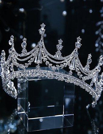 Winters Tale Crystal Princess Crown Preorder